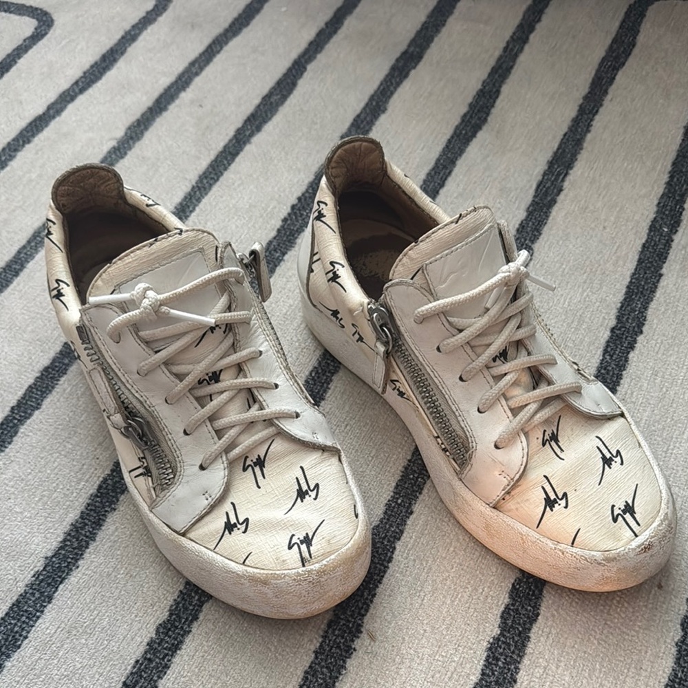 Women’s Giuseppe Zanotti Signature “Frankie” Sneakers